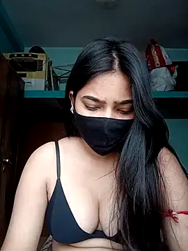 Snapshot of Snehabeauti chatting on 03/09/26, 03:54 Snehabeauti online show from 03/09/26, 03:54