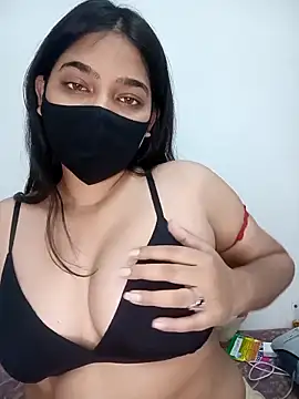 Snapshot of Snehabeauti chatting on 03/30/26, 03:51 Snehabeauti online show from 03/30/26, 03:51