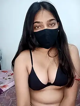 Snapshot of Snehabeauti chatting on 03/30/26, 05:03 Snehabeauti online show from 03/30/26, 05:03