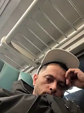 Snapshot of Carlosmauricio123 chatting on 02/15/26, 04:53 Carlosmauricio123 online show from 02/15/26, 04:53