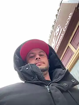 Snapshot of Carlosmauricio123 chatting on 03/15/26, 07:42 Carlosmauricio123 online show from 03/15/26, 07:42