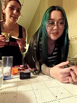 Snapshot of xjuanaxmaldadxxx chatting on 09/19/25, 12:23 xjuanaxmaldadxxx online show from 09/19/25, 12:23