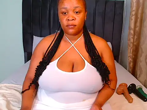 Snapshot of KINKYBOOTI22 chatting on 10/09/25, 03:04 KINKYBOOTI22 online show from 10/09/25, 03:04