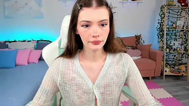 Zoe Vee online show from 07/22/26, 03:20