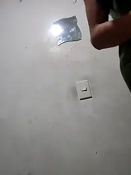 Megara 25 online show from 12/01/25, 11:37