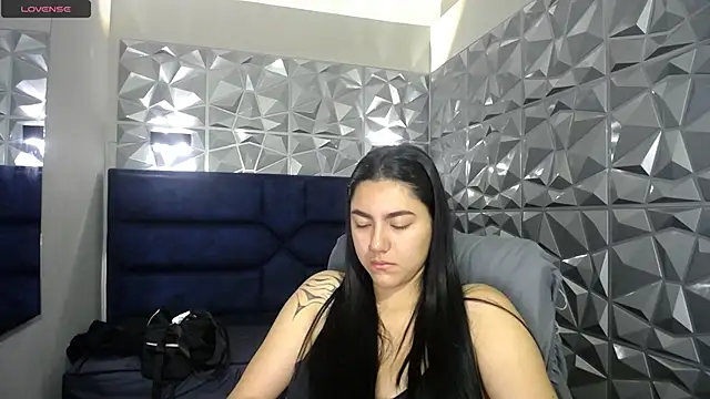 Megara 25 online show from 03/23/26, 03:27