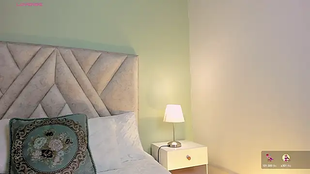 angelica cross  online show from 09/10/25, 07:47