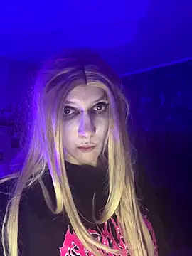 Snapshot of Akira-ivy chatting on 09/19/25, 06:52 Akira-ivy online show from 09/19/25, 06:52