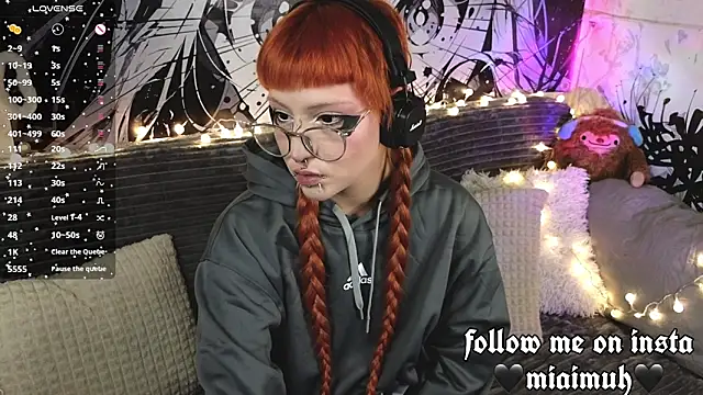 Snapshot of mia__yui chatting on 02/16/26, 09:22 mia yui online show from 02/16/26, 09:22