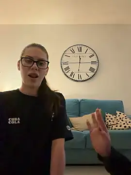 Snapshot of sash87350 chatting on 02/13/26, 09:11 sash87350 online show from 02/13/26, 09:11