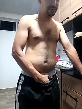 stivenlujan69 online show from 11/22/25, 01:26