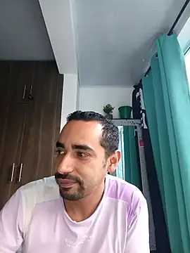 stivenlujan69 online show from 01/17/26, 10:57