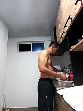 stivenlujan69 online show from 02/11/26, 01:10