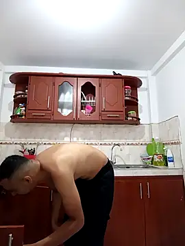 stivenlujan69 online show from 02/26/26, 06:07