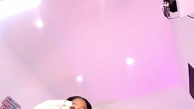 Elsie morris12 online show from 04/15/26, 10:21