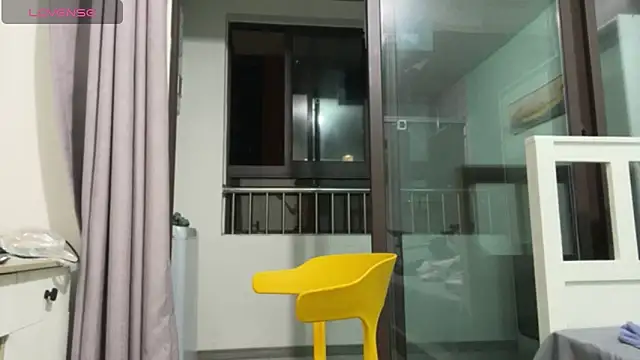 Snapshot of cily chatting on 09/14/25, 03:00 cily online show from 09/14/25, 03:00