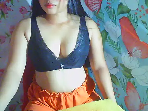 Katie Winslet online show from 01/07/26, 12:13