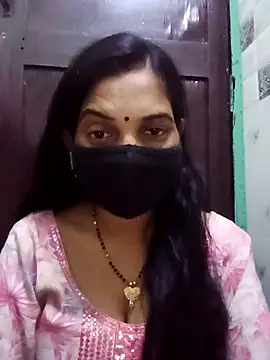 Payal-001 online show from 10/29/25, 11:56