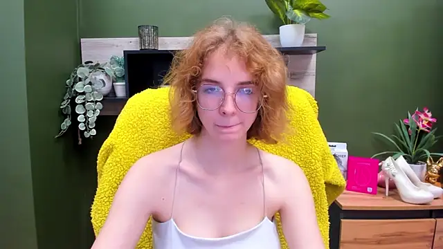 juicyPenny online show from 10/22/25, 06:24