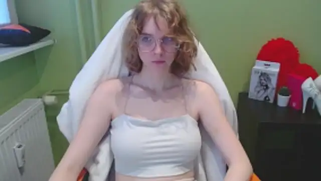 juicyPenny online show from 12/03/25, 08:00