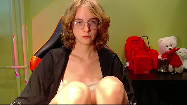 juicyPenny online show from 07/19/26, 01:15