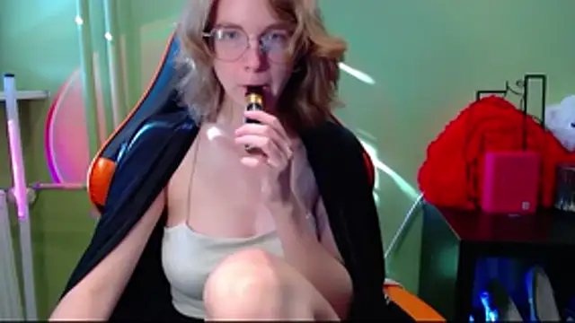 juicyPenny online show from 07/25/26, 06:22
