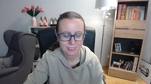 sweetxLizzy online show from 11/18/25, 05:34