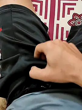 CockBoiAdi online show from 04/11/26, 05:28