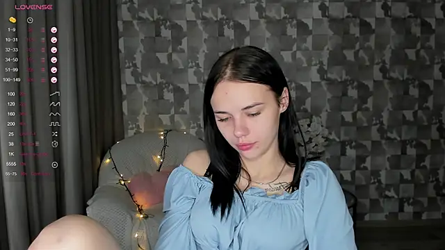 Kseni a online show from 12/19/25, 03:19