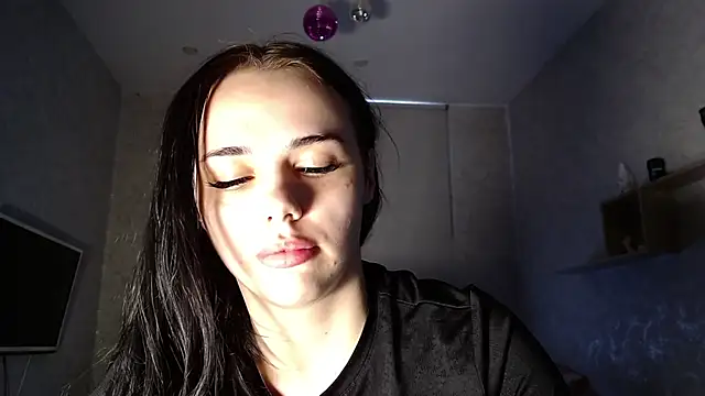 Snapshot of Kseni_a chatting on 05/14/26, 10:55 Kseni a online show from 05/14/26, 10:55