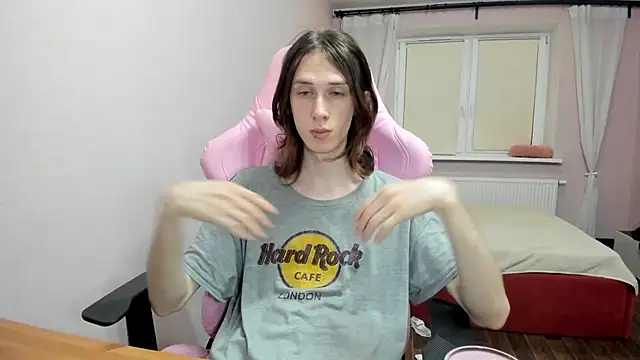 eleganc3 online show from 09/10/25, 09:26