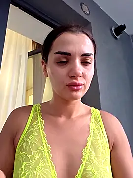 Snapshot of NaughtyChloe chatting on 09/09/25, 04:12 NaughtyChloe online show from 09/09/25, 04:12