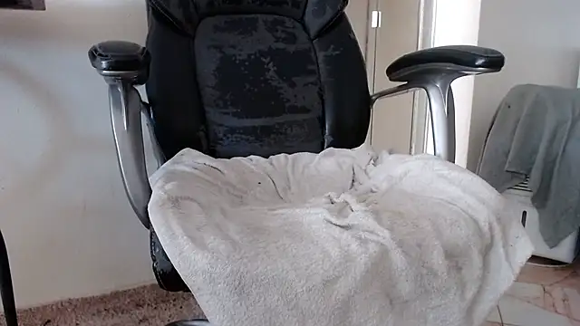 Snapshot of Richard_Crane chatting on 11/25/25, 01:55 Richard Crane online show from 11/25/25, 01:55