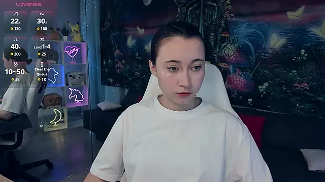 ClaraParks online show from 09/15/25, 05:57