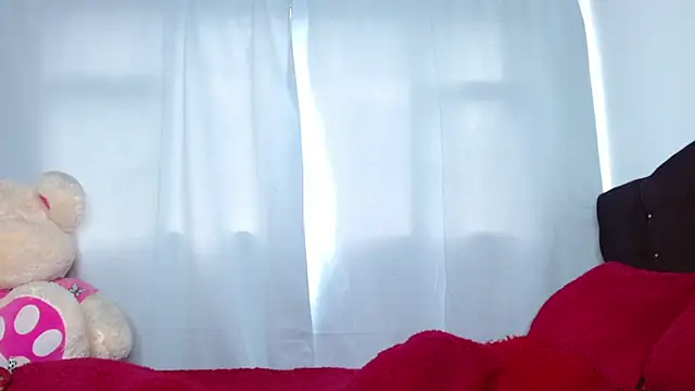 Charlothe Wright online show from 10/01/25, 05:52