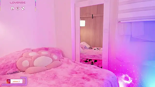  Zahara  online show from 11/17/25, 11:43