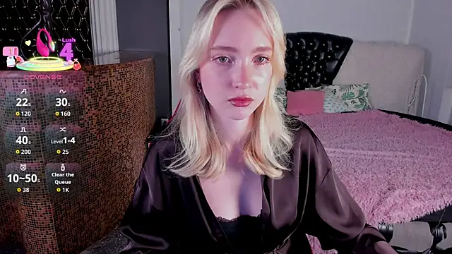 EllaBloom online show from 02/11/26, 02:55