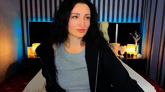 MissRossi online show from 10/11/25, 06:50