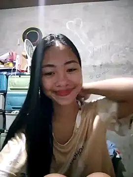 SweetMissPinay18 online show from 05/12/26, 08:17