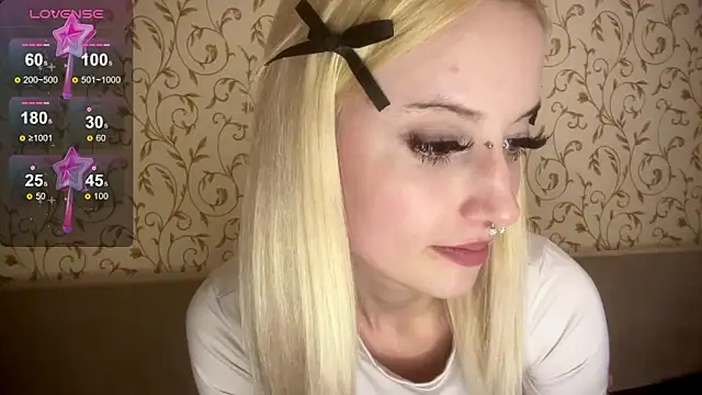 kittywithu online show from 10/12/25, 05:23