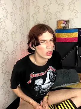 danny rios20 online show from 09/18/25, 03:41