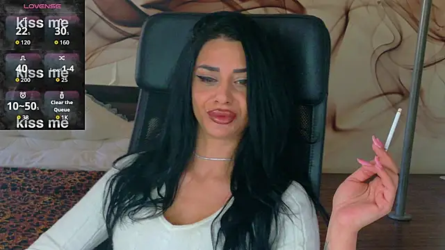 NaomiScarlet online show from 11/03/25, 09:21