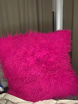 prettydollyy online show from 06/17/26, 09:01