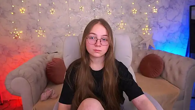 ArrinaWairr online show from 02/04/26, 09:04