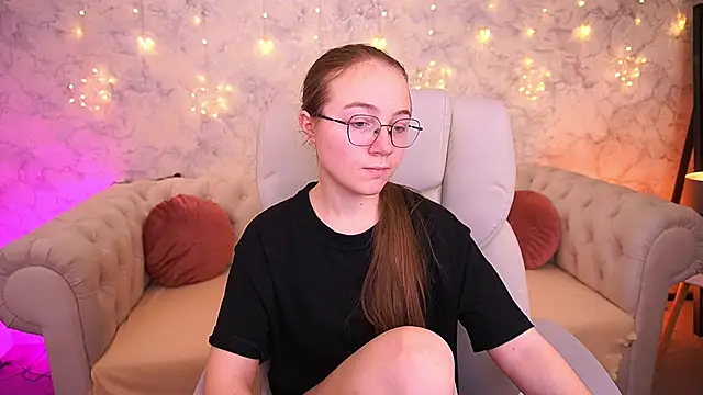 ArrinaWairr online show from 02/20/26, 08:38