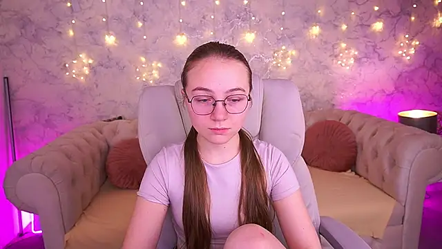 ArrinaWairr online show from 03/04/26, 07:14