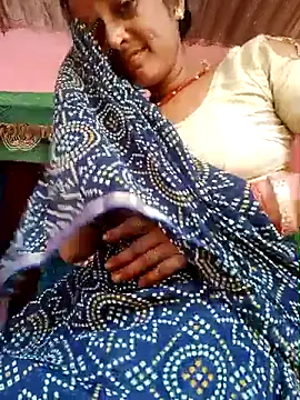 Snapshot of Cutreet chatting on 09/20/25, 04:24 Cutreet online show from 09/20/25, 04:24