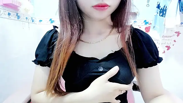 Snapshot of Anna_sexyX chatting on 09/24/25, 03:54 Anna sexyX online show from 09/24/25, 03:54