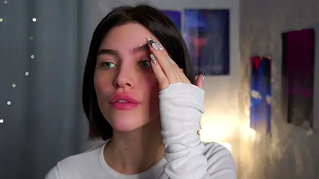 EleneButton online show from 02/13/26, 01:23