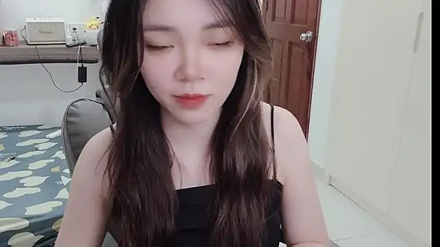   Nho   online show from 12/16/25, 04:23